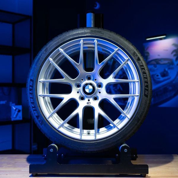 Gyeon Q&sup2; Rim EVO 30 мл &ndash; Керамічне кварцове покриття для захисту колісних дисків, термостійкість до 800&deg;C G.Rim фото